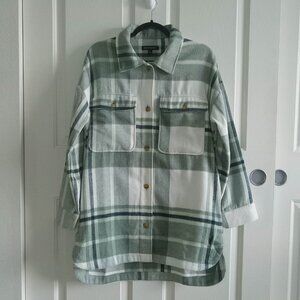 Banana Republic Women's Oversized Plaid Flannel Shirt Jacket